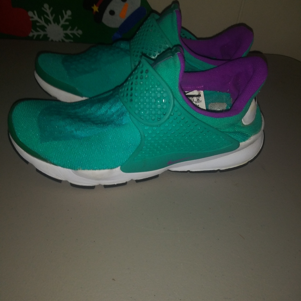 Nike shoes